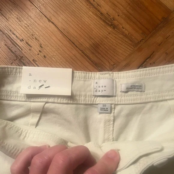 a new day Off-White Straight Leg Women's Pants - Picture 4 of 7